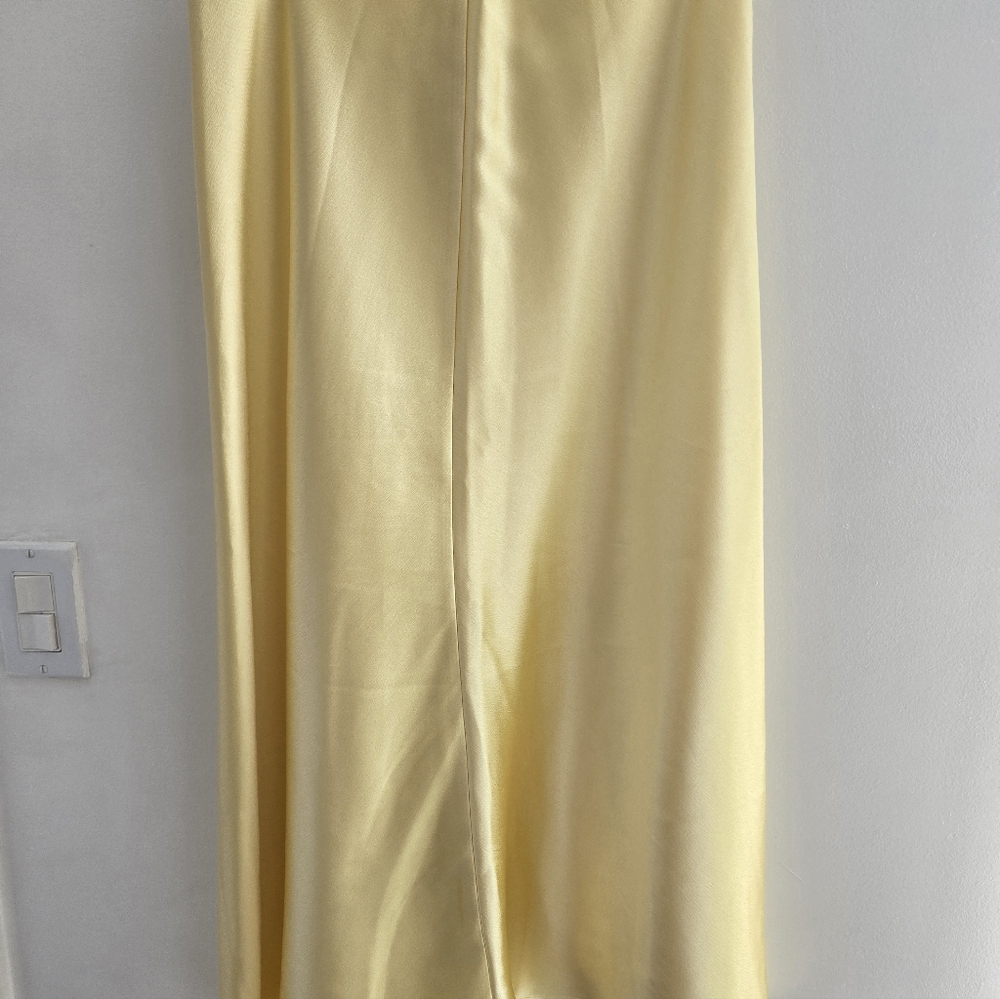 Elegant Yello Women's Skirt